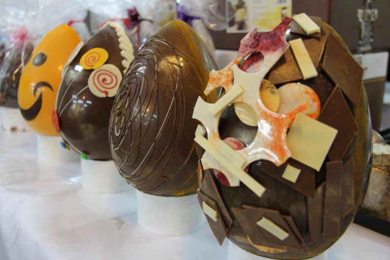 boulangerie-OLLIOULES-min_chocolate_factory_eggs_easter-897028